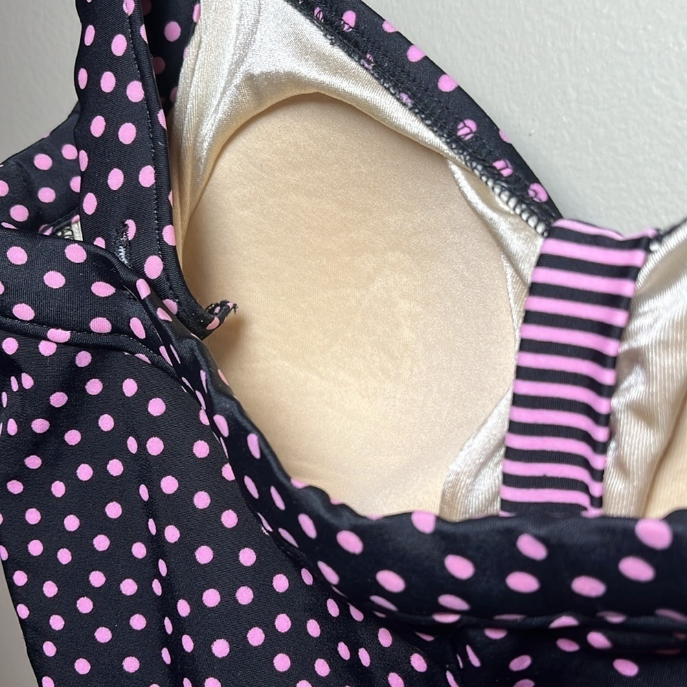 Maxine of Hollywood one piece swim suit, women’s size 16, black/purp polkadot - Picture 5 of 7